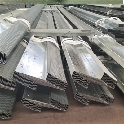 Z Cainéal Purlins